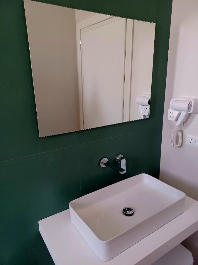 House Salento Central Rooms トッレ・サン・ジョヴァンニ・ウジェント エクステリア 写真